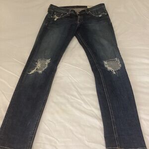 Rag & Bone for Aritzia Distressed Blue Jeans Size 25